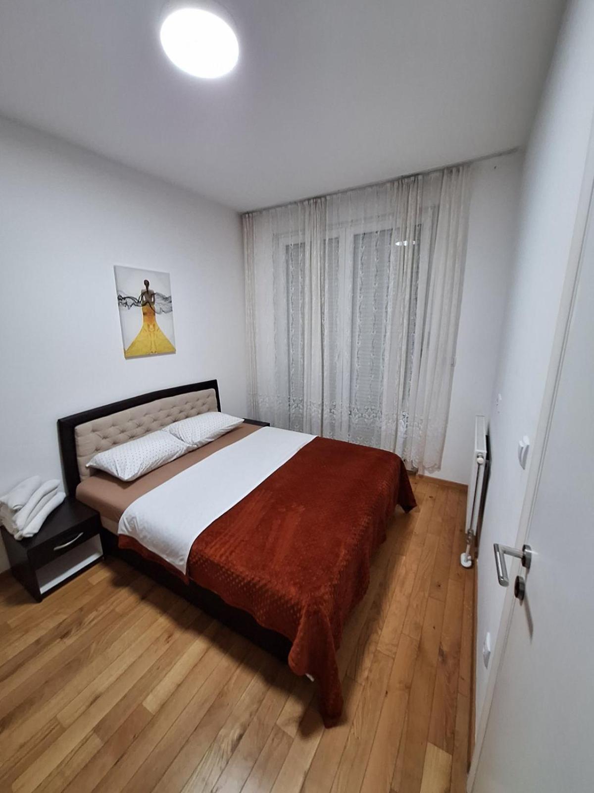 Elegantna Oaza Apartment Banja Luka Exterior photo
